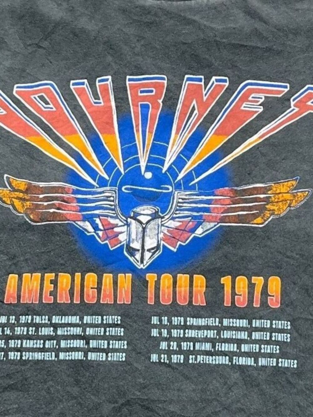 Journey Preowned Large T-shirt
